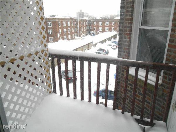 73 Thatcher St - Photo 3 of 15