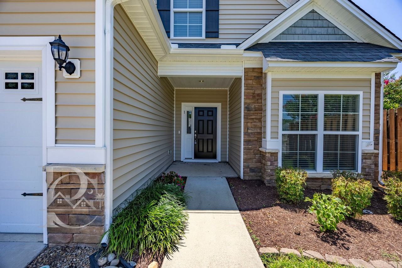 1 Bouquet Ct - Photo 2 of 17