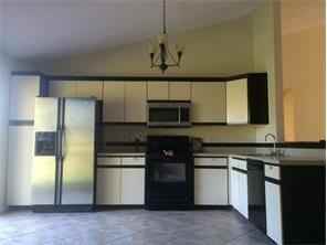 8430 SW 12th Ct - Photo 3 of 22