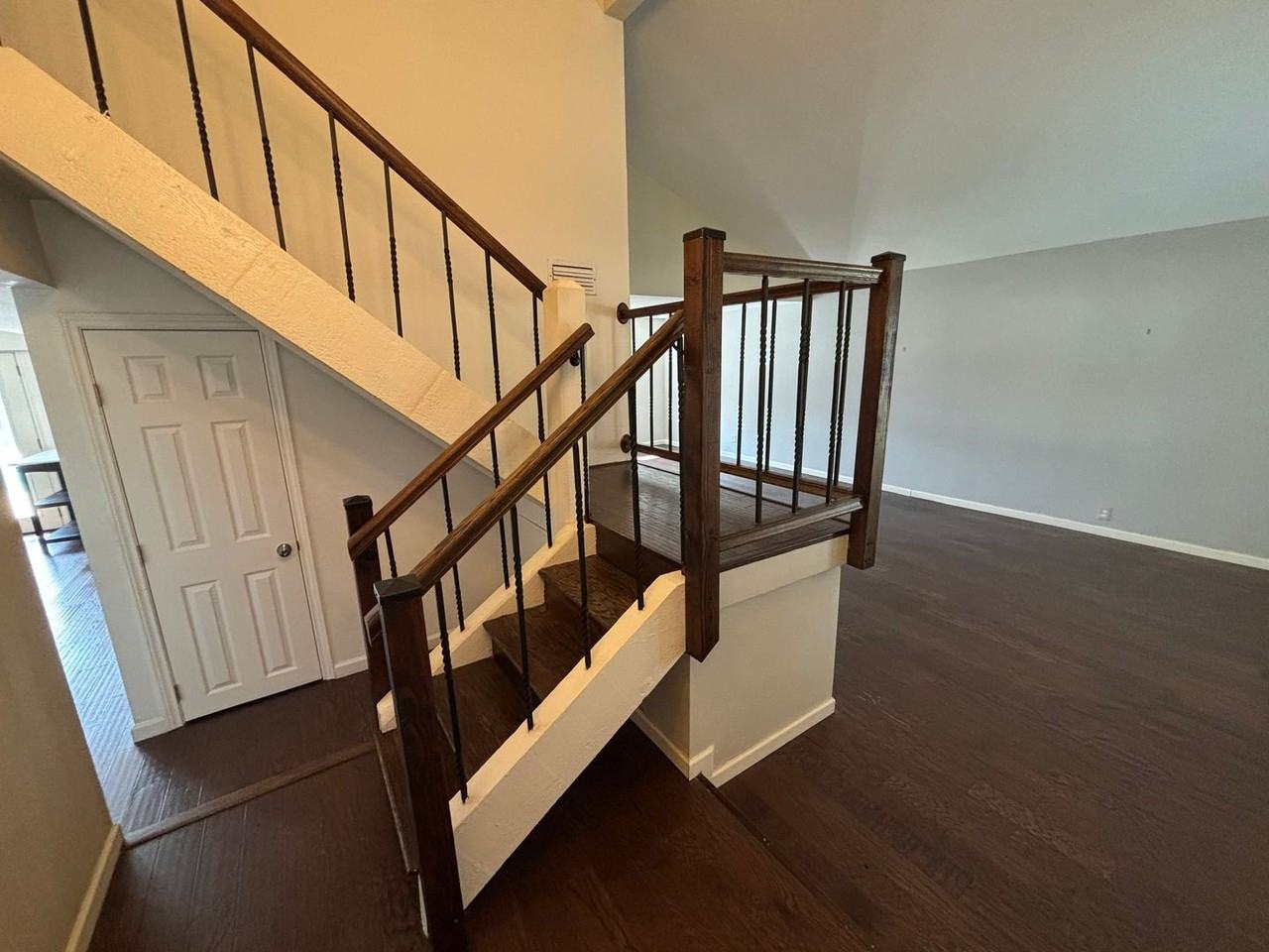 2113 Via Del Norte - Photo 3 of 27