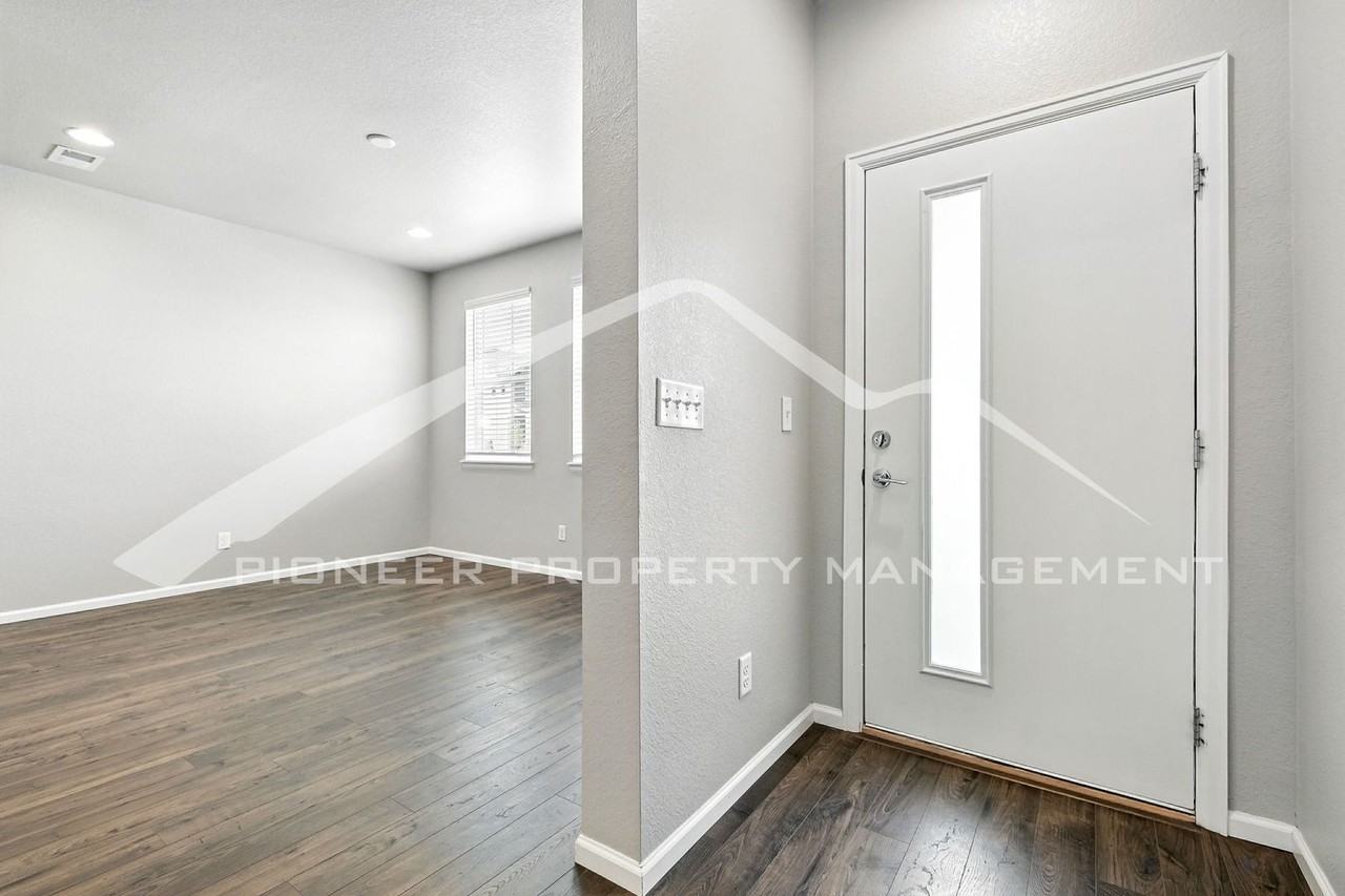 6552 N Danube St - Photo 3 of 27