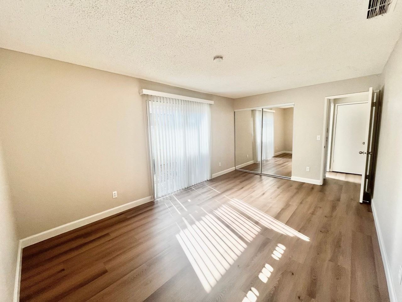 5632 Cypress Avenue - Photo 7 of 16