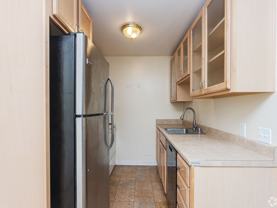 Lennick Court Apartments - Photo 1 of 1