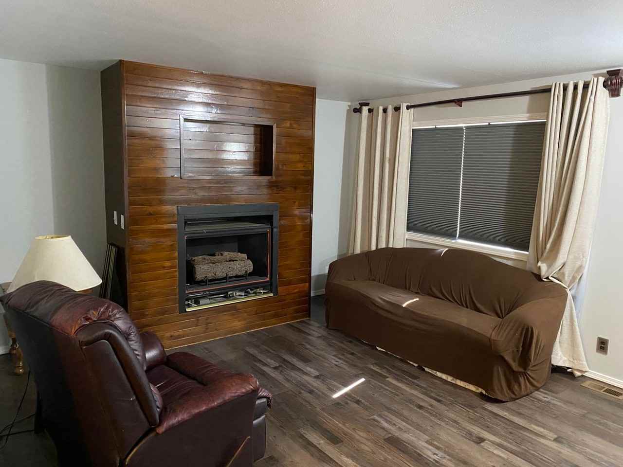 806 N A St - Photo 3 of 4