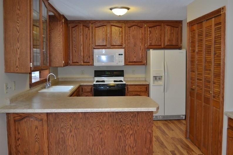 17150 Foliage Ave - Photo 3 of 8