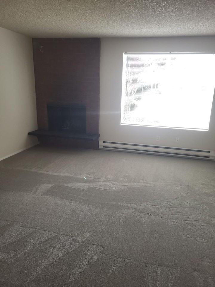 8309 Cirque Dr W #6 - Photo 3 of 19