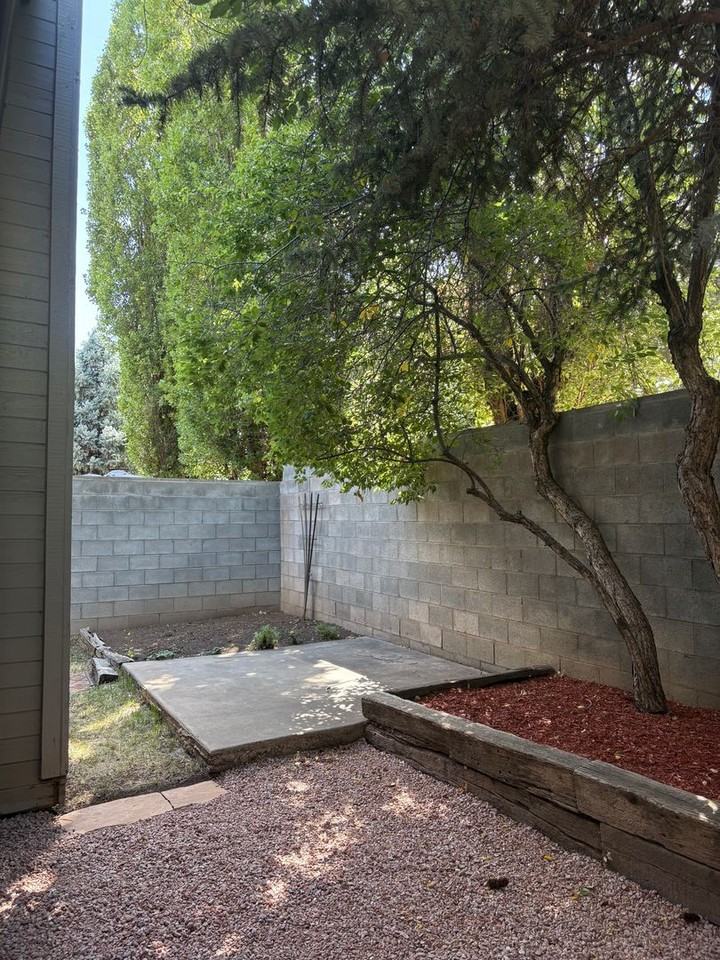 4130 E Spring Meadows Cir - Photo 6 of 11