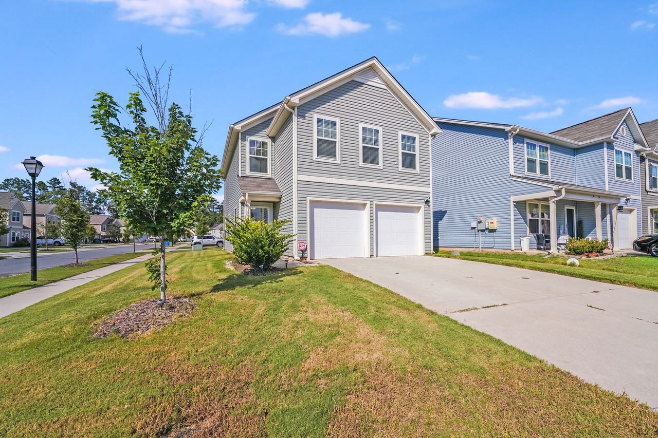 12915 Hill Pine Rd - Photo 2 of 34