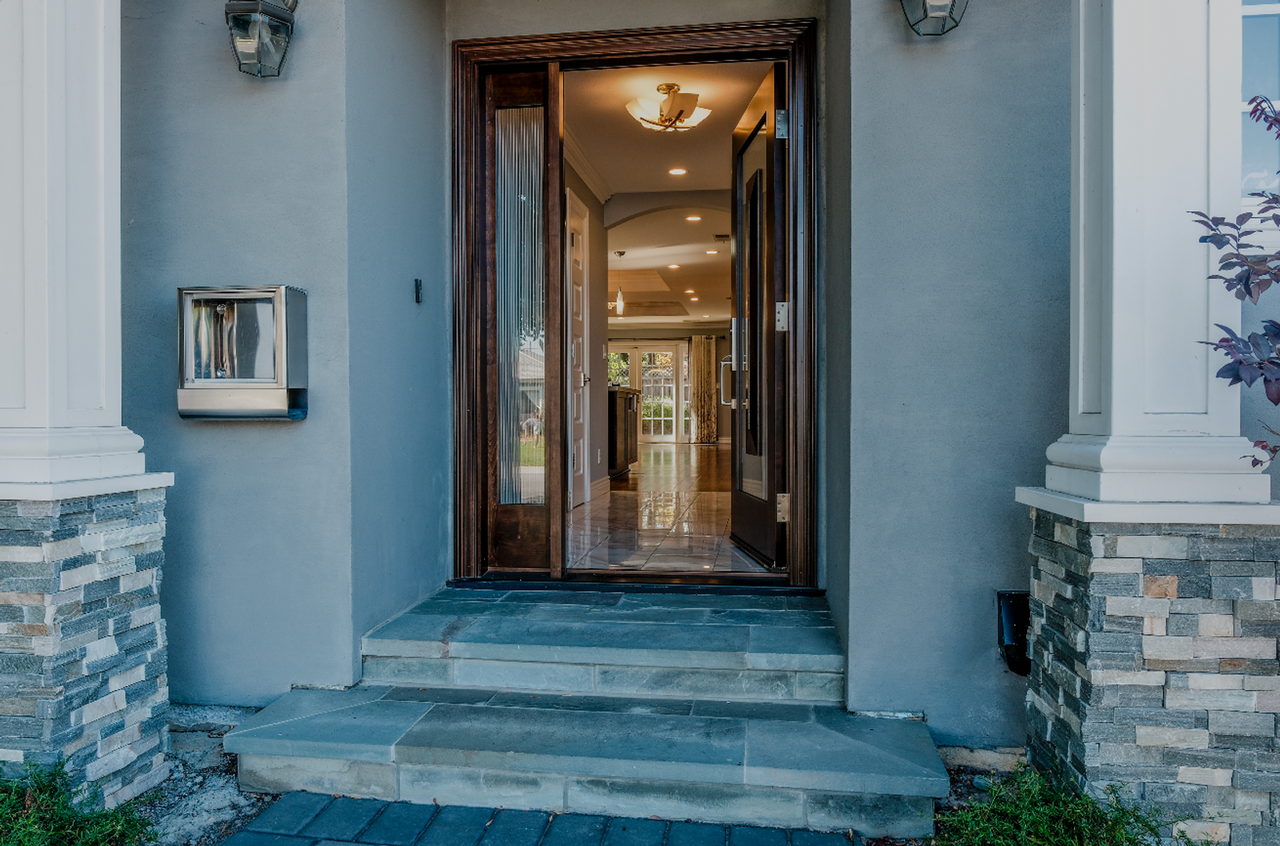 1327 Gilmore St - Photo 2 of 19