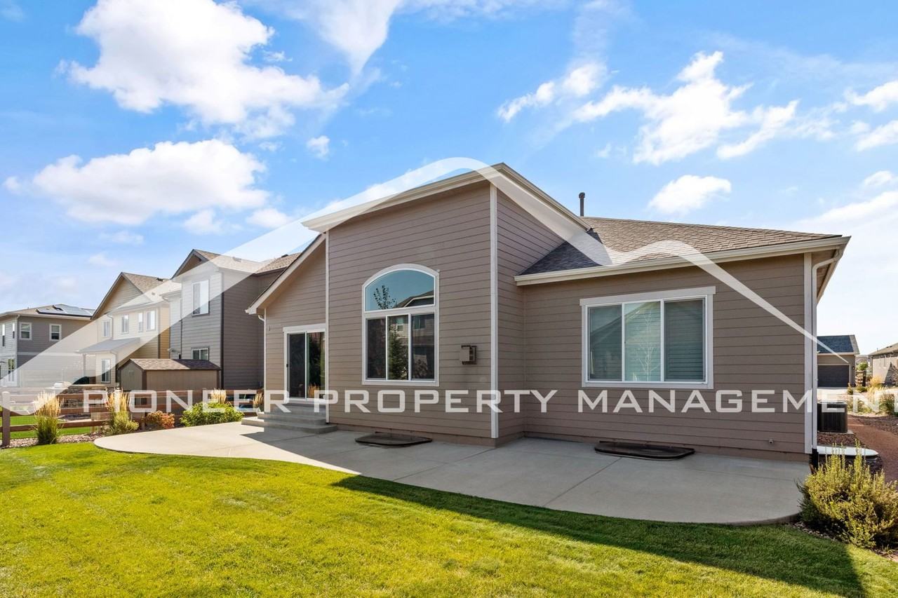 6758 Black Saddle Dr - Photo 2 of 27