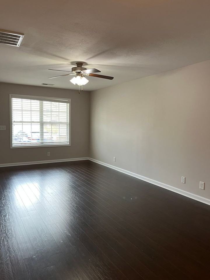 369 Sam Houston Cir - Photo 4 of 16