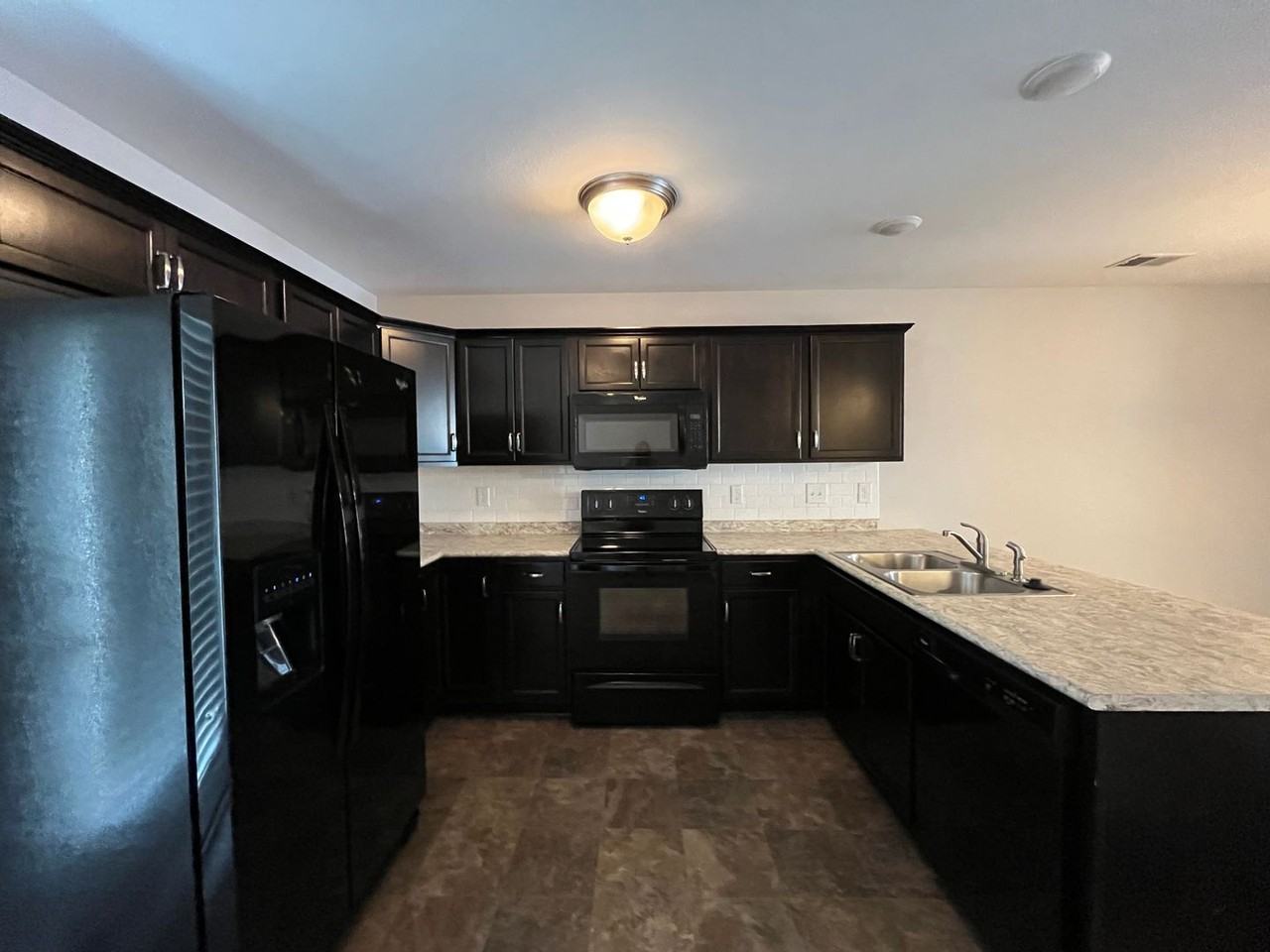 369 Sam Houston Cir - Photo 6 of 16