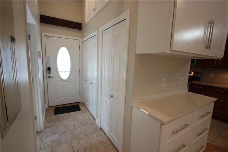 126C Washington St #C - Photo 3 of 24