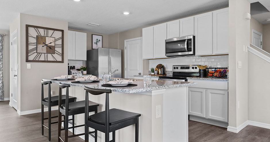 Bayport Place - Photo 7 of 29