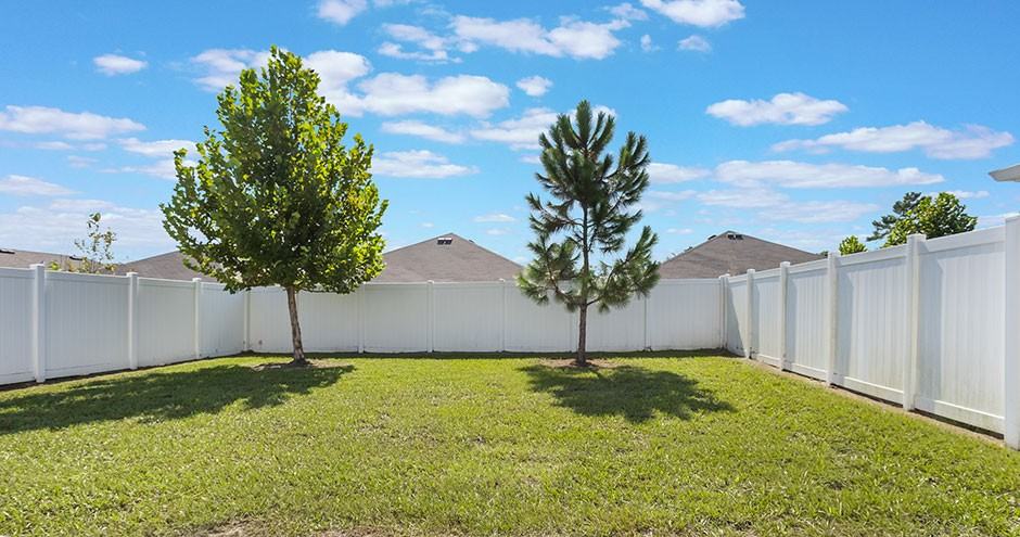 Bayport Place - Photo 6 of 34