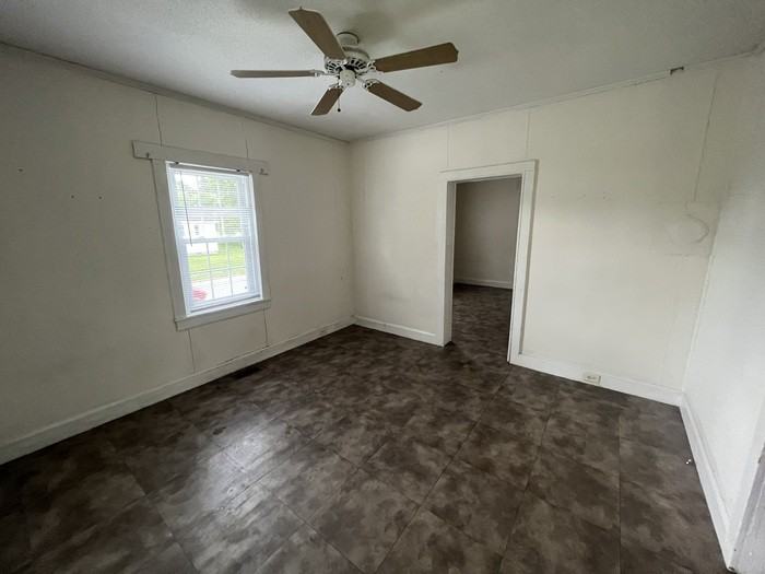 663 Williams St - Photo 2 of 12