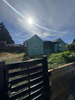 featured image of 11001 River Road