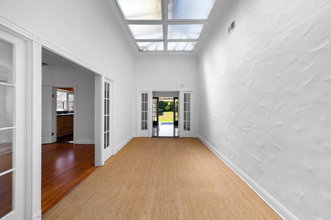 107 S Lucerne Blvd #NA - Photo 6 of 20