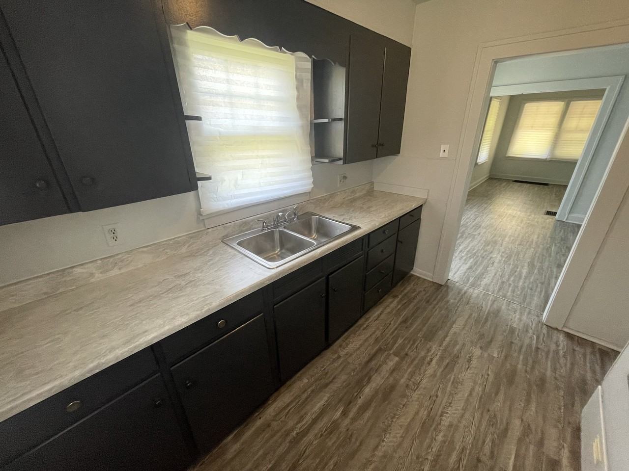 1207 Cleveland Avenue #NA - Photo 5 of 13