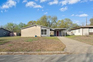 915 Stonegate Dr #NA - Photo 1 of 1