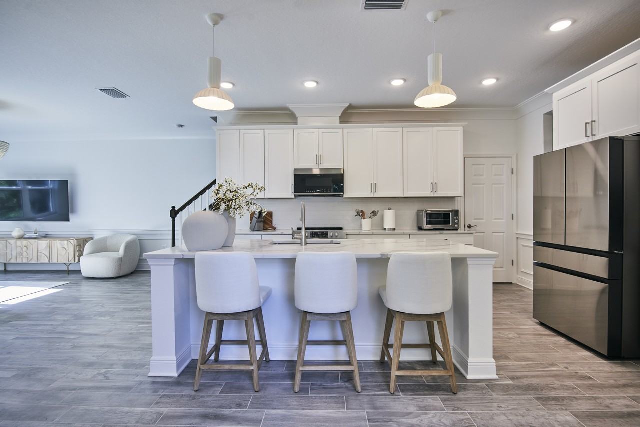 4028 Via Sienna Cir - Photo 5 of 50