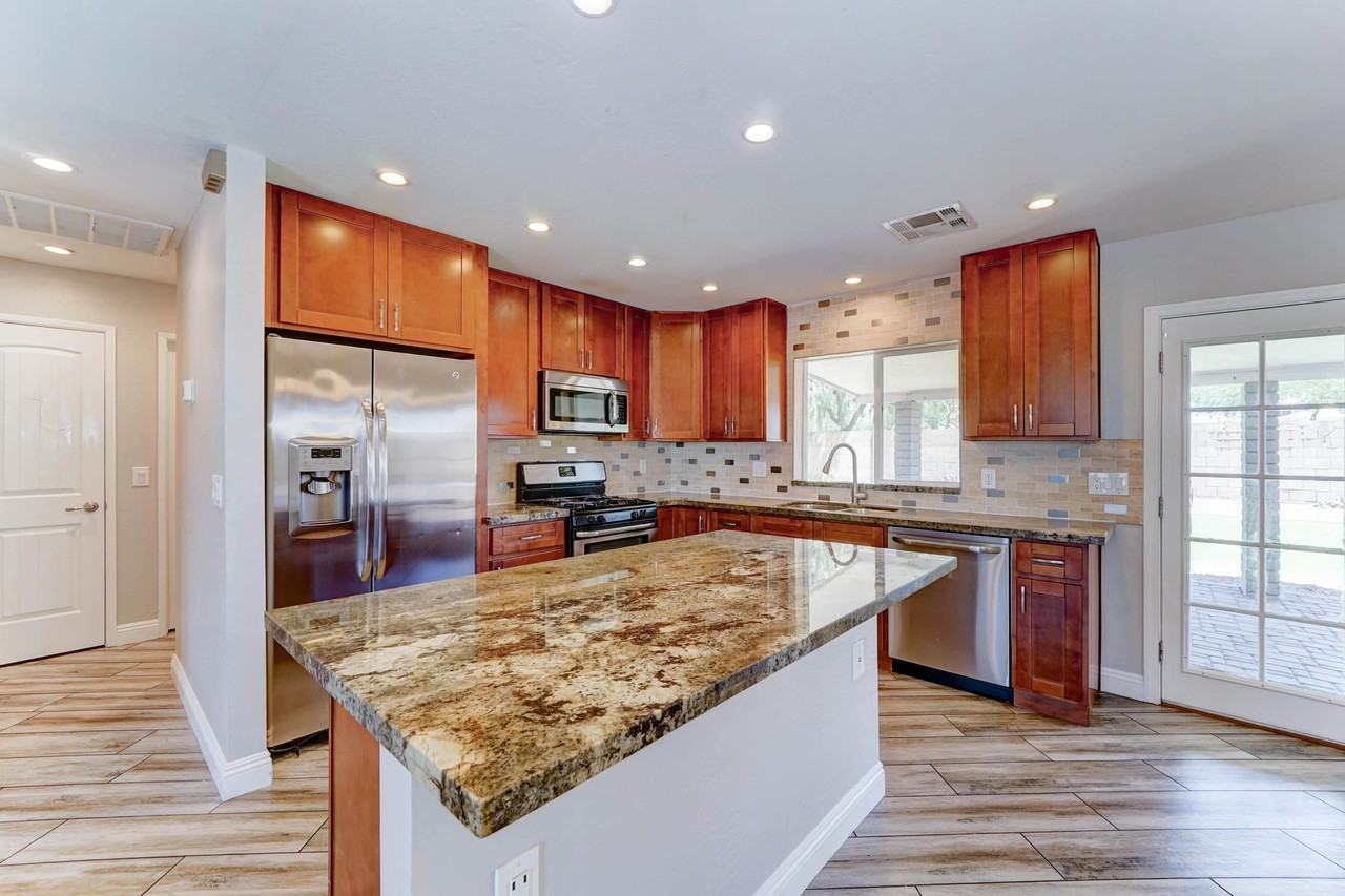 1716 W Villa Theresa Dr #NA - Photo 7 of 24