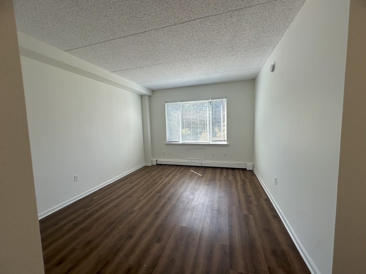 15 Summit Ave #8 - Photo 6 of 6