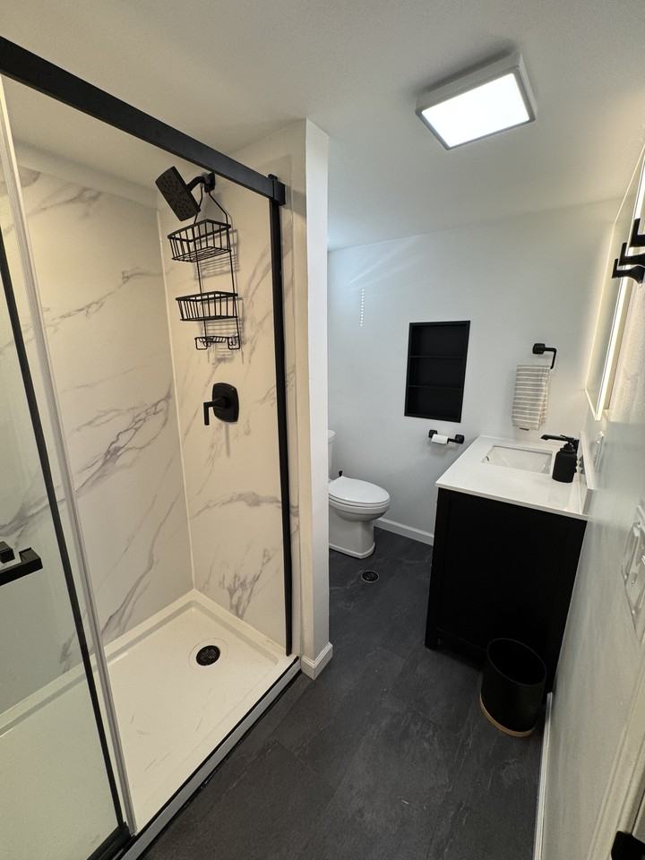 1004 E 5th St #NA - Photo 7 of 19