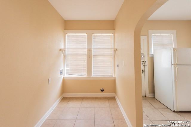 2020 W Woodlawn Ave #NA - Photo 6 of 17