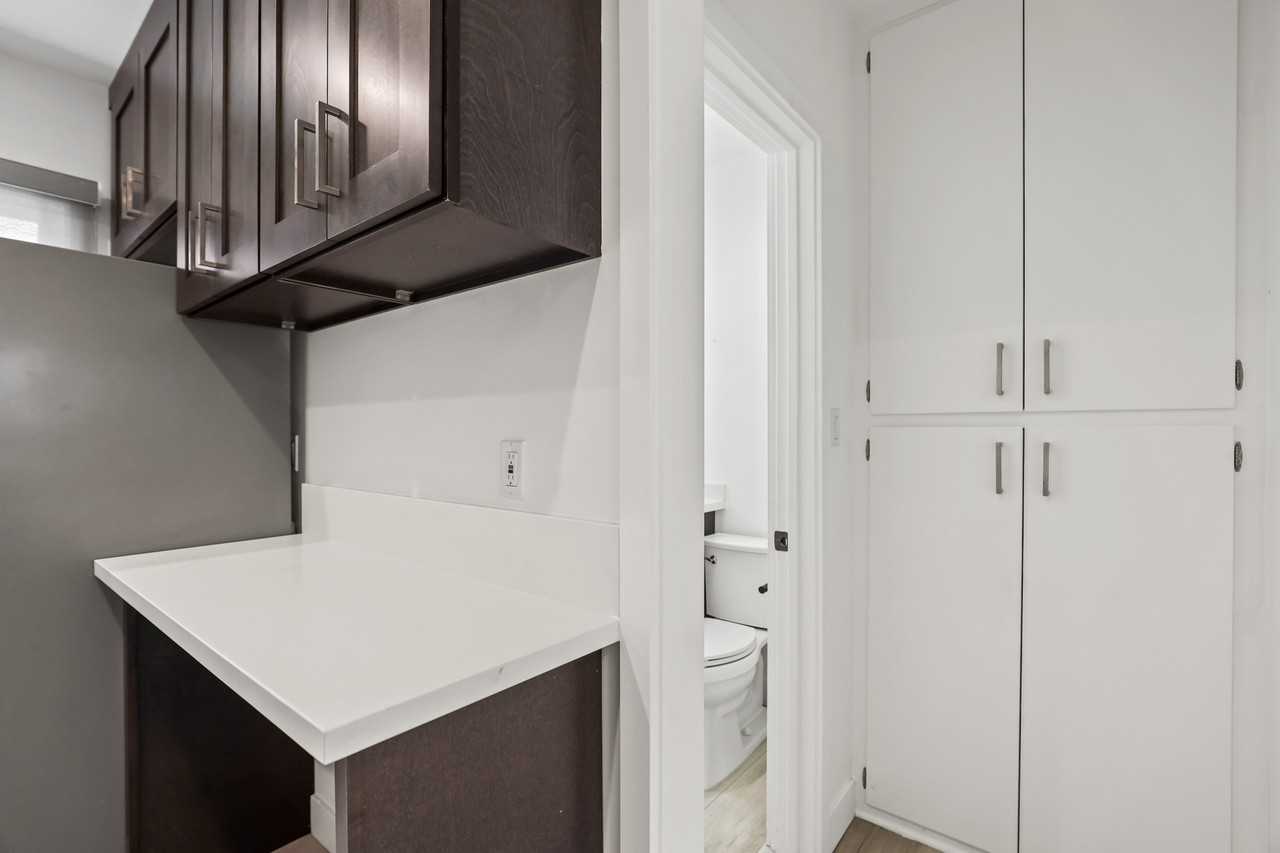 410 Lucas Ave #D - Photo 6 of 29