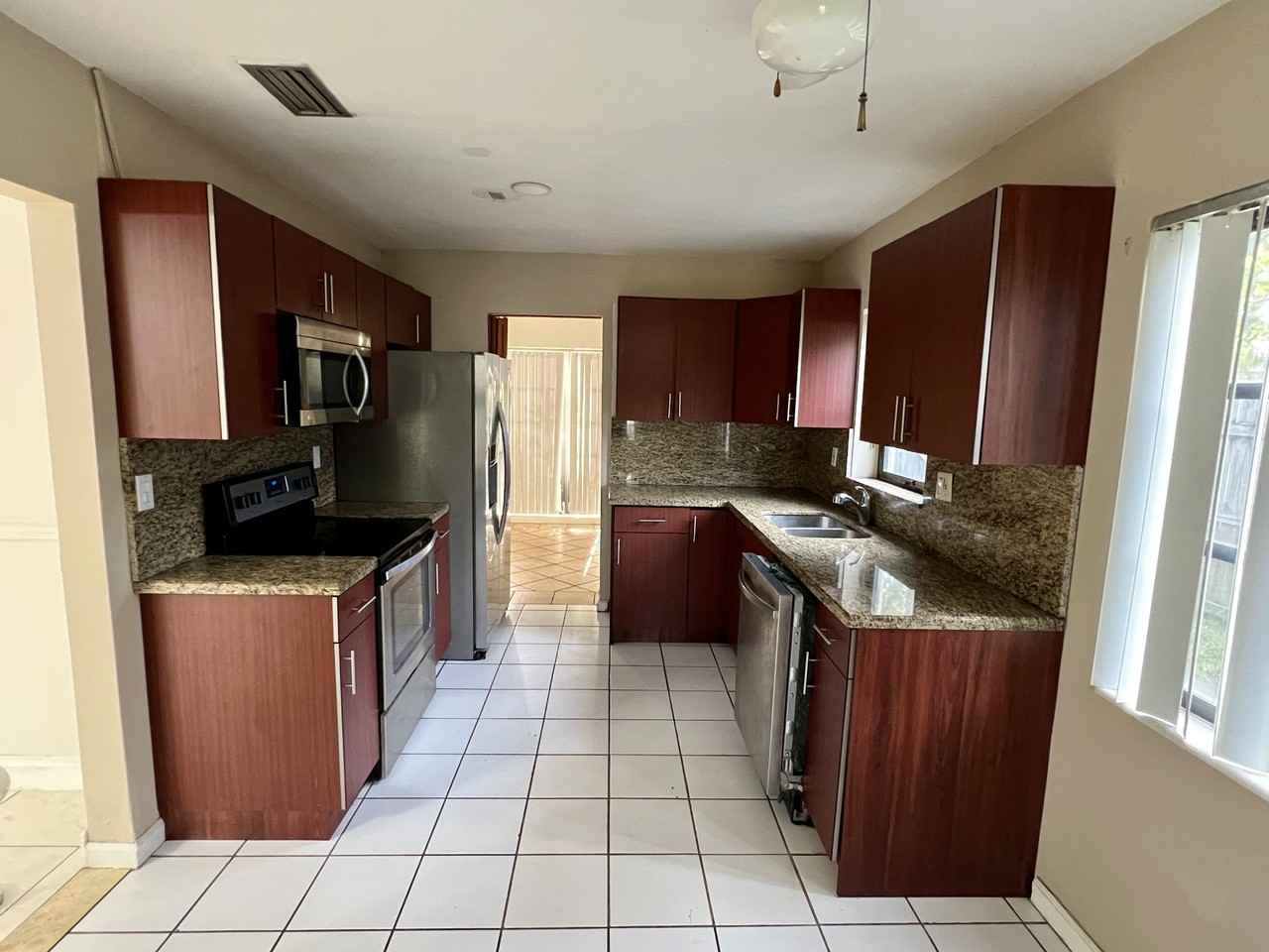 18321 Sw 89th Ct #NA - Photo 2 of 20