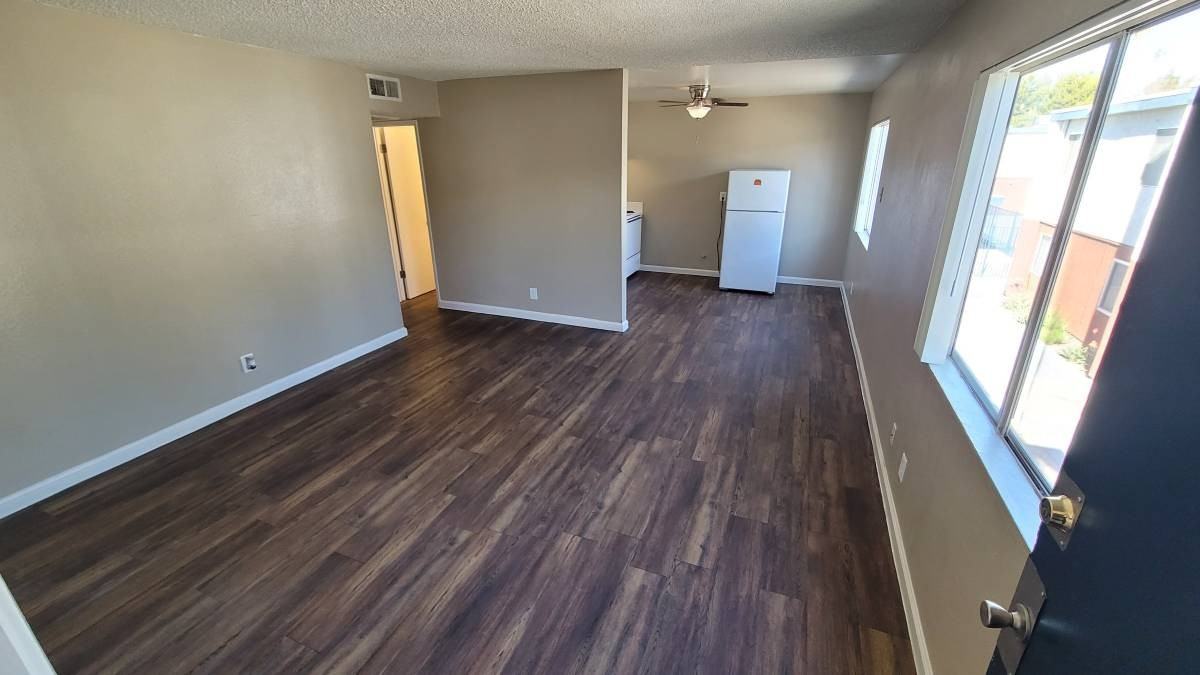 Serramonte Park Apts - Photo 4 of 10