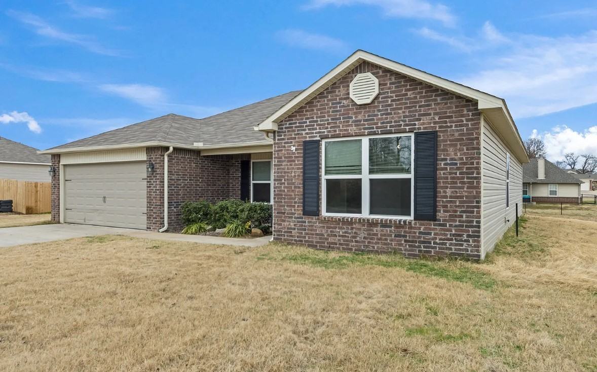 1300 W Duncan Rd #1300 - Photo 3 of 21