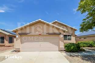 13576 W Desert Ln - Photo 1 of 1