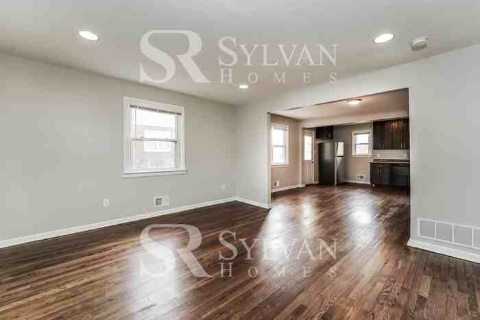 6140 Radecke Ave - Photo 2 of 15