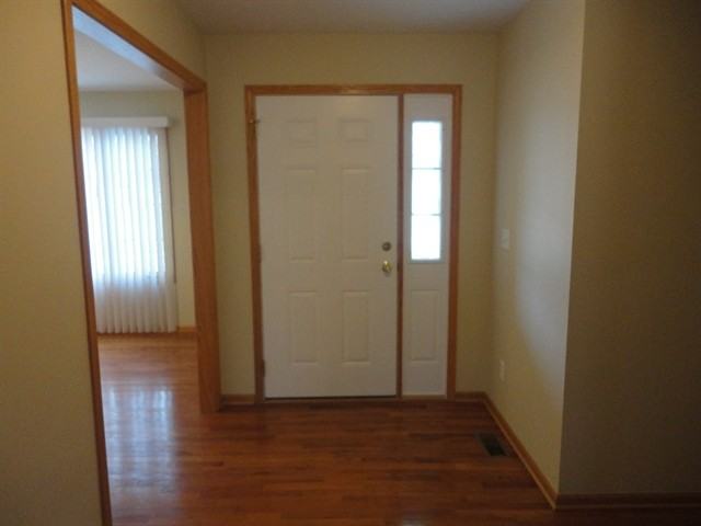 516 Stacey Ct - Photo 2 of 24