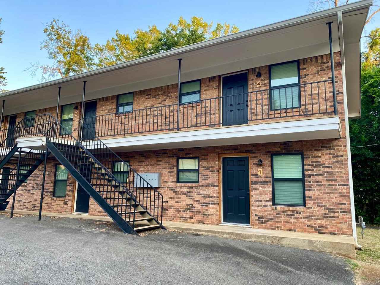 1922 Banita St - Photo 4 of 20