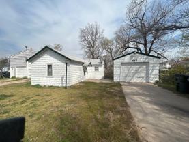 812 W 11th Ave - Photo 1 of 1