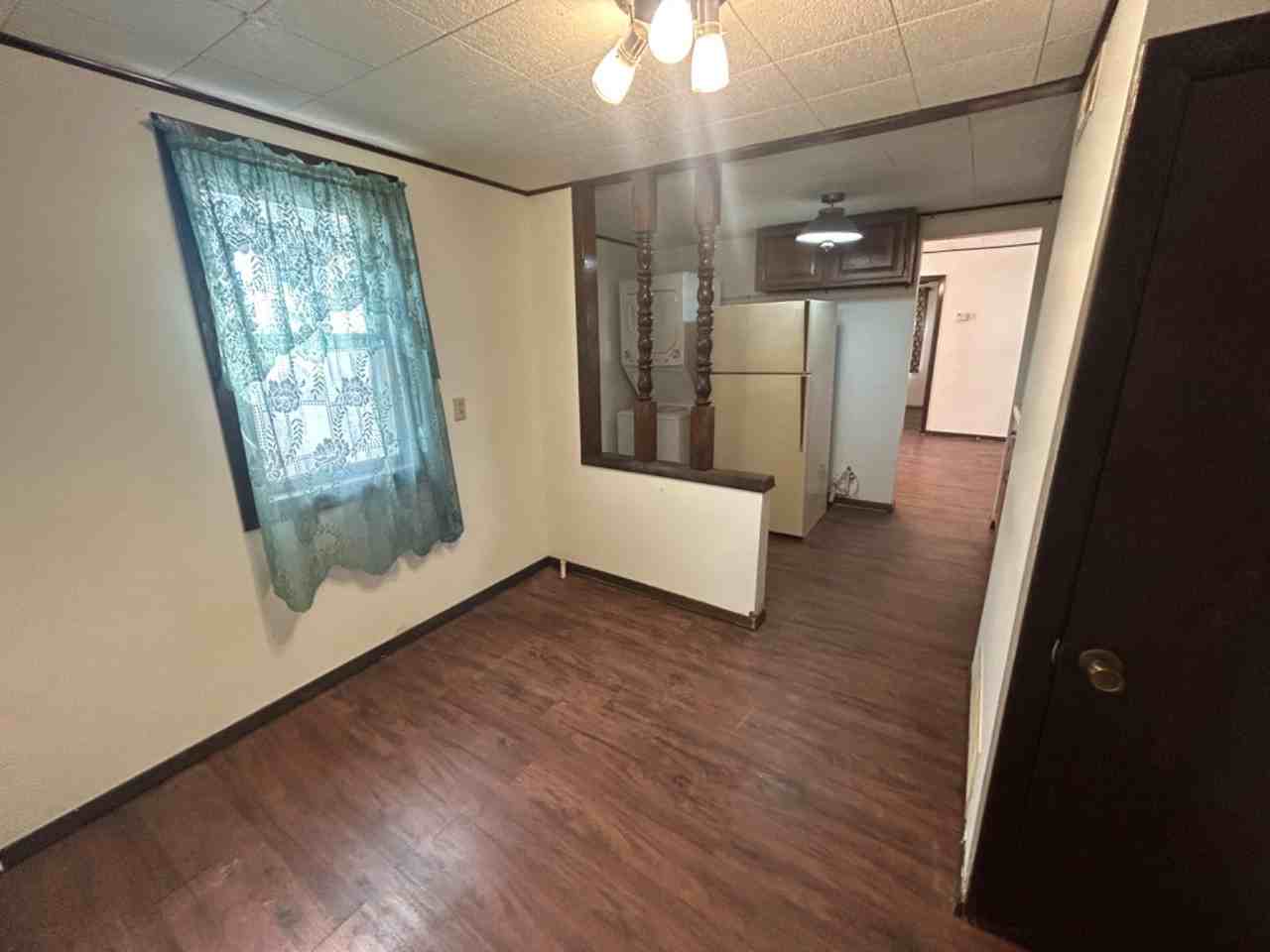812 W 11th Ave - Photo 5 of 11
