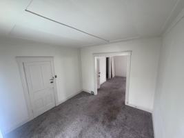 featured image of 514 E 6th St