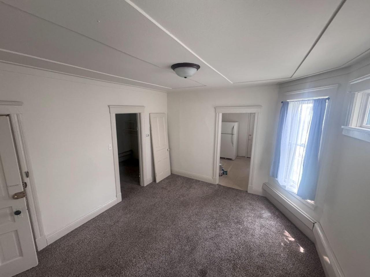 514 E 6th St - Photo 5 of 10