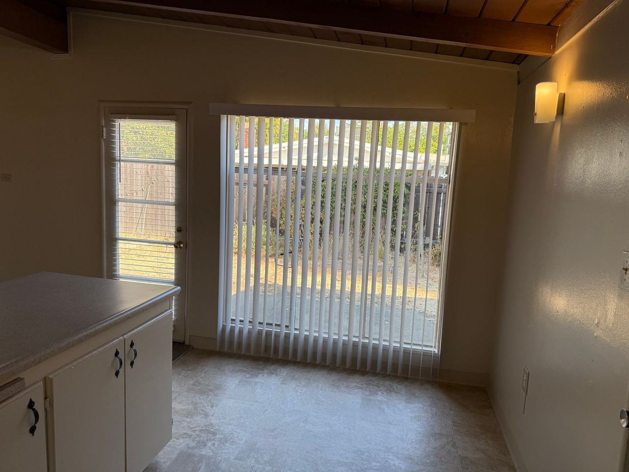 1209 Colgate Dr - Photo 5 of 23