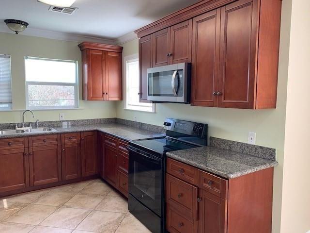 3400 Havana St - Photo 2 of 8