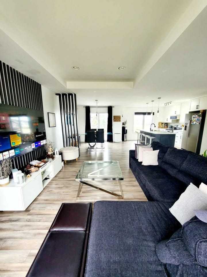 12 Arthur Fiola Pl #SF - Photo 3 of 13