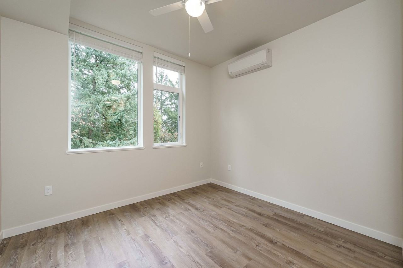 The Woods on Marquam Hill - Photo 6 of 50