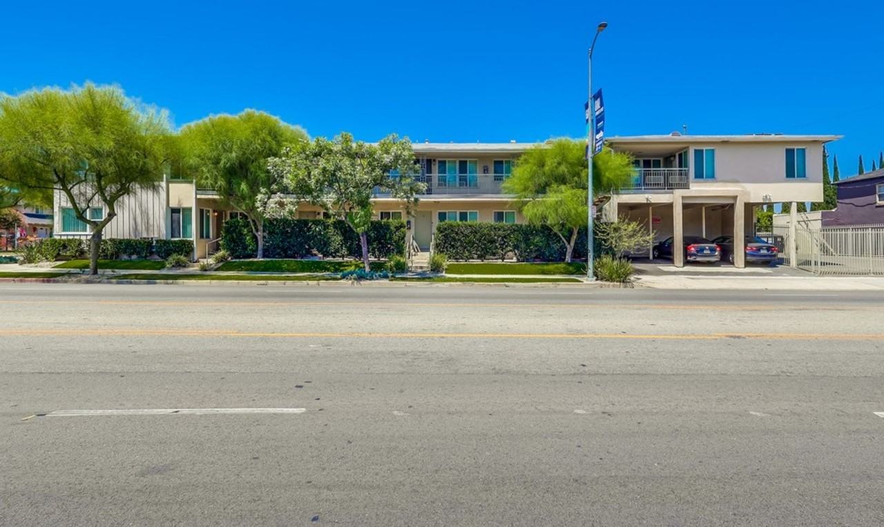 Secure, Walkable Building Near Crenshaw & Slauson Plaza - Photo 2 of 7