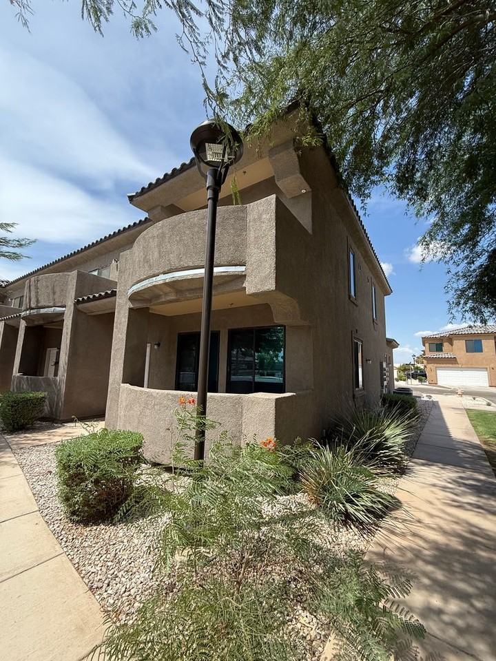 3773 W 22nd Pl Bldg 22 #A - Photo 6 of 15