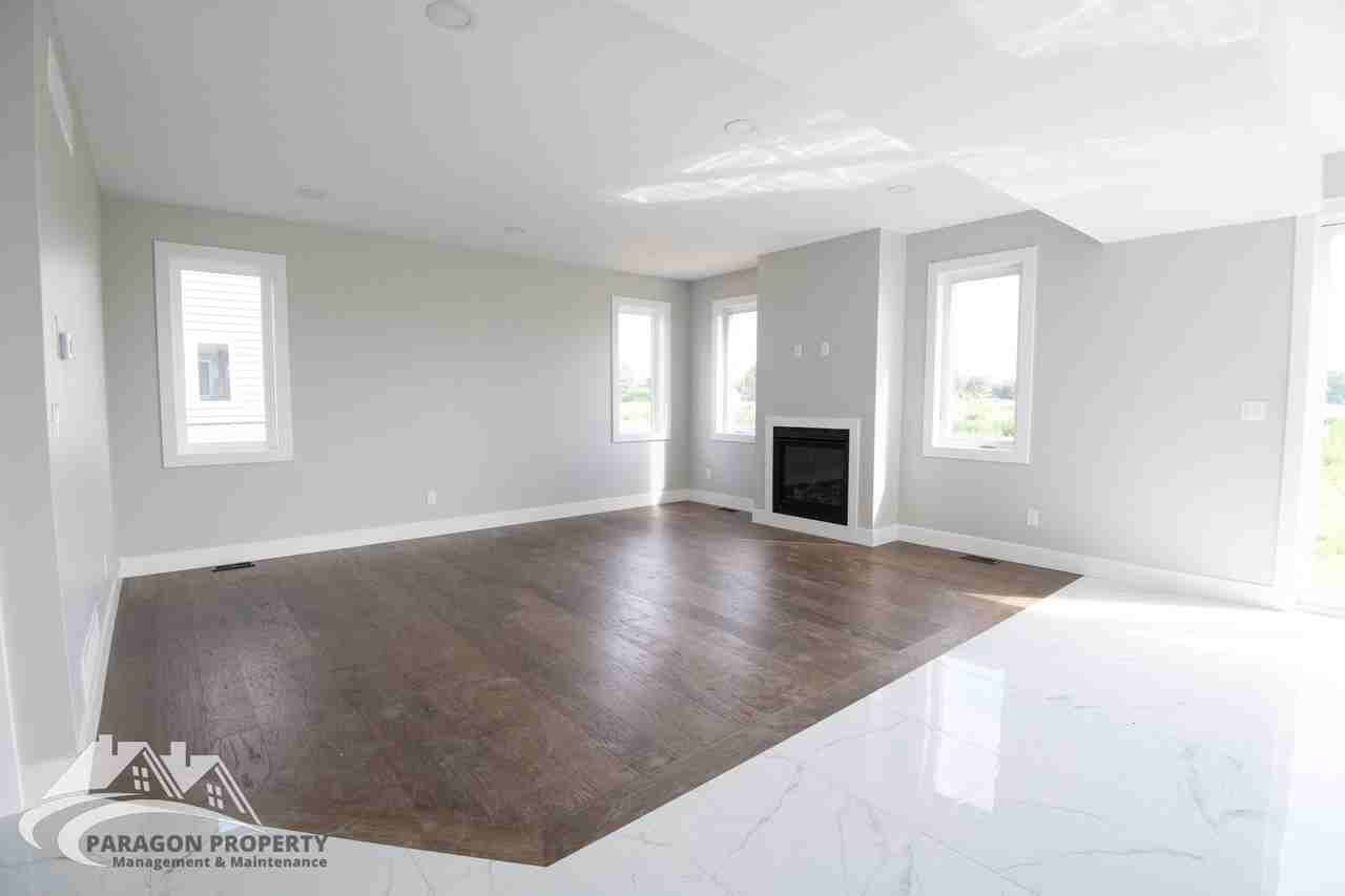 791 Keil Dr S - Photo 3 of 10