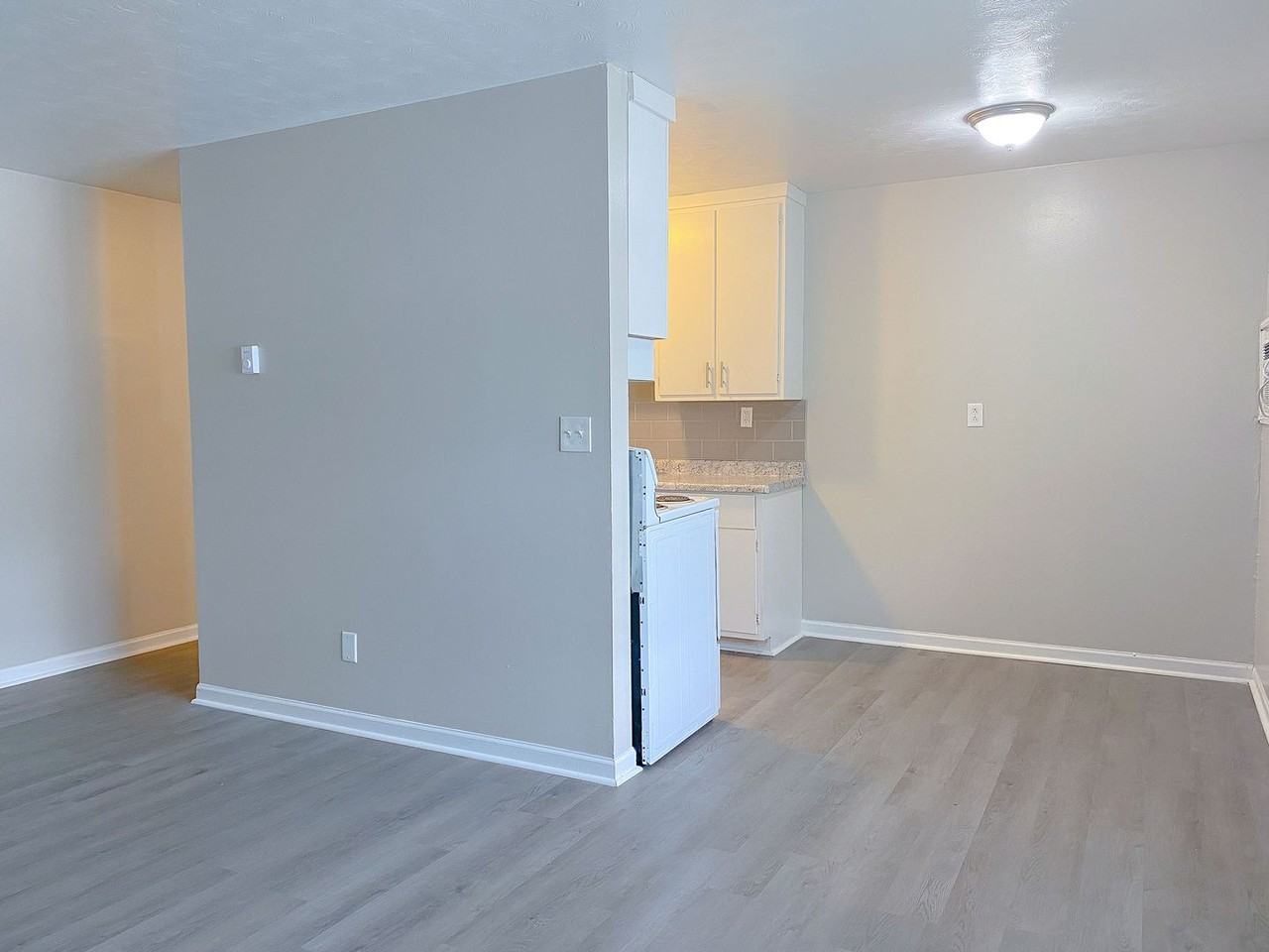 610 South Washington Street - Photo 3 of 12