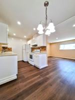 featured image of 890 Burbank Dr